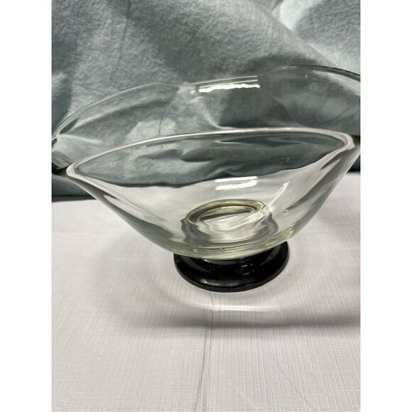 Glass Salad Bowl - Picture 4 of 6